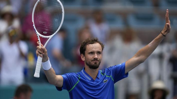 羽毛球的崭 羽毛球的崭