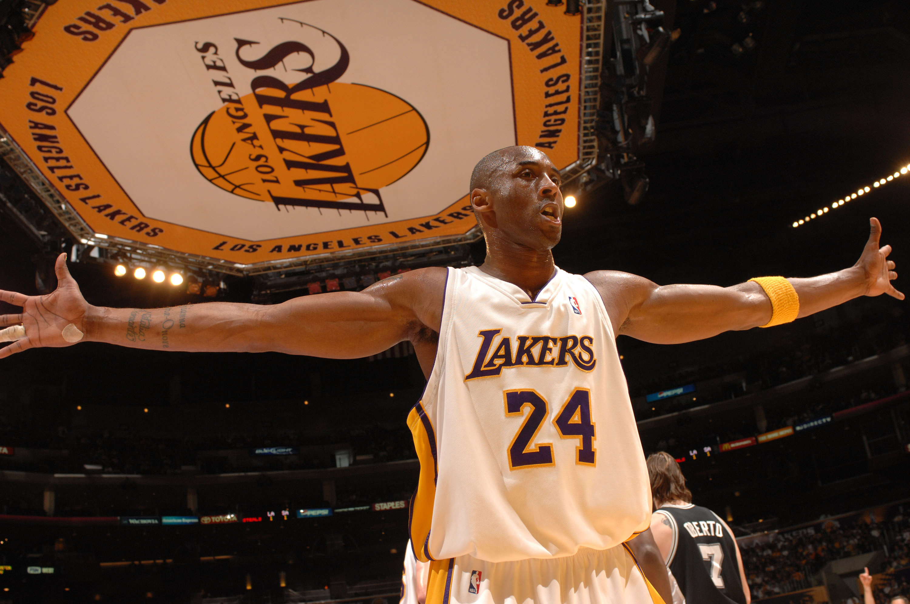 首发同样重 首发同样重