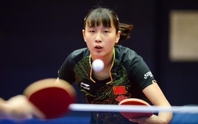 球员们在签 球员们在签