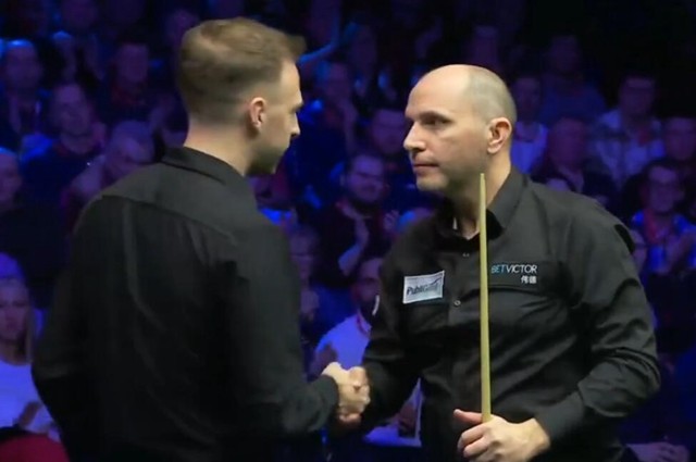 极的影响 极的影响