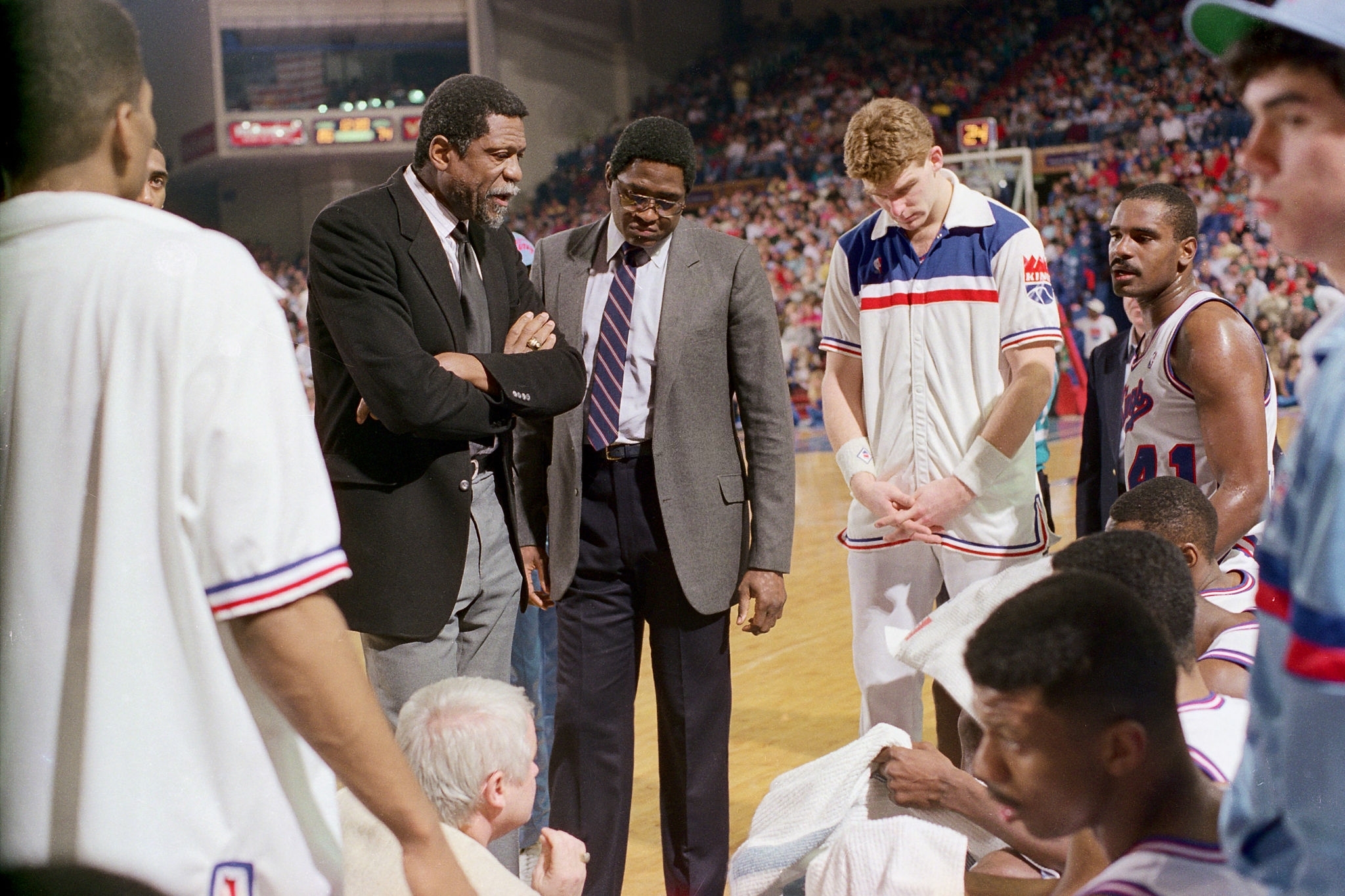 与空间纪律 与空间纪律